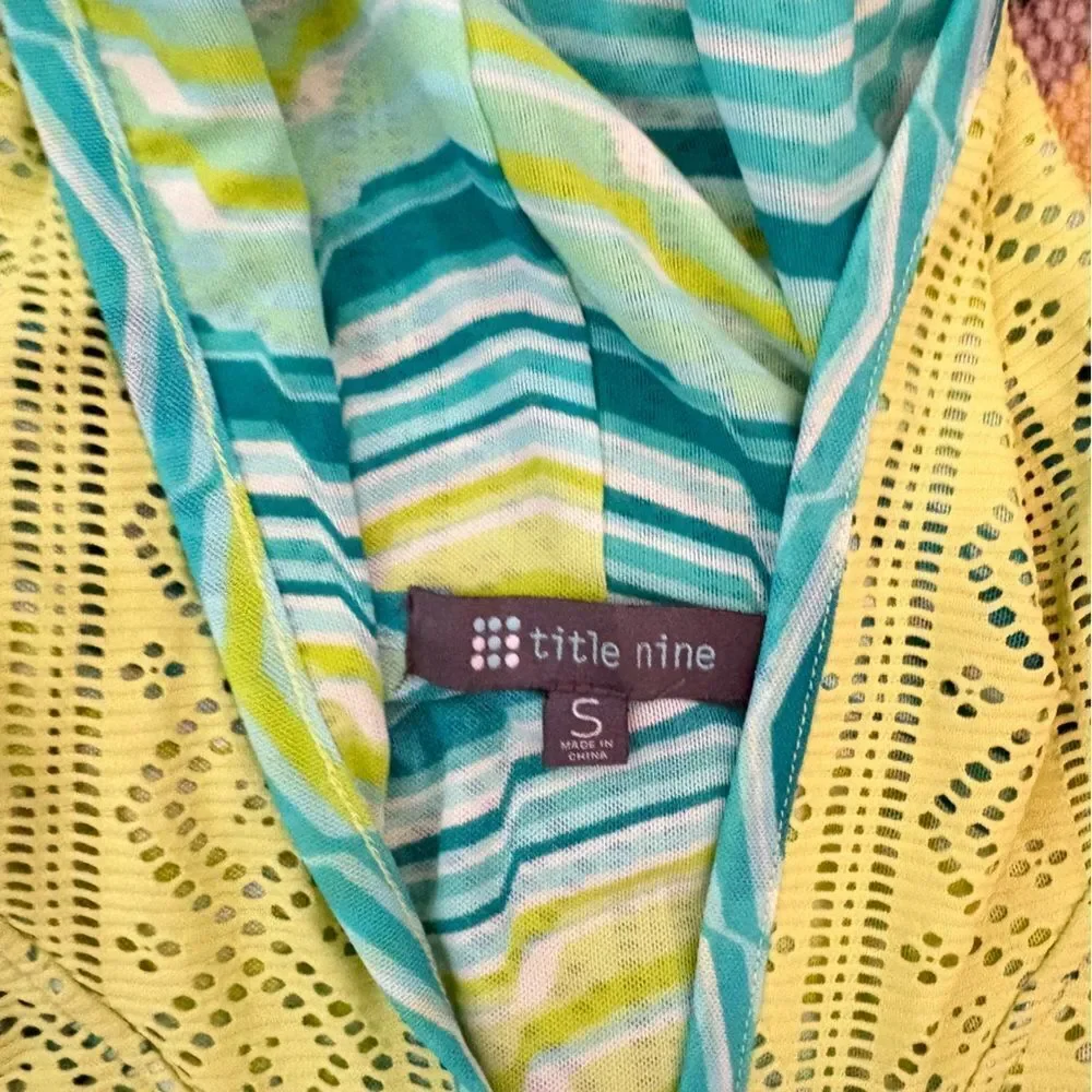 Title Nine Yellow/GreenBlue Swim Coverup Small Long Sleeve Pullover Rashguard